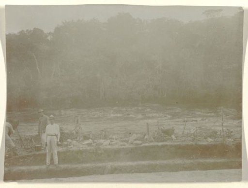 Construction of a railway near the Sarakreek in Suriname