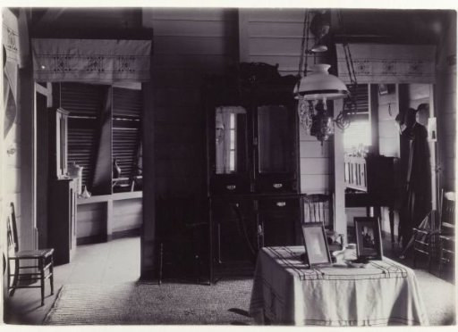 Interior of the temporary house in Mäaboberg
