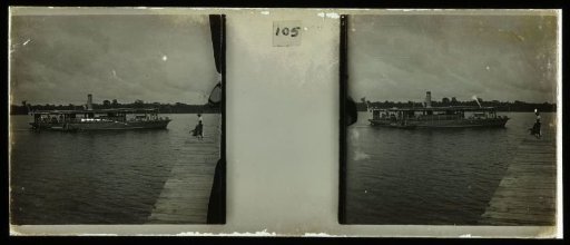 Riverboat Prins Hendrik at the pier of Plantage Accaribo