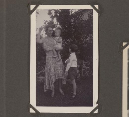 Family Photograph of the Jetten Family