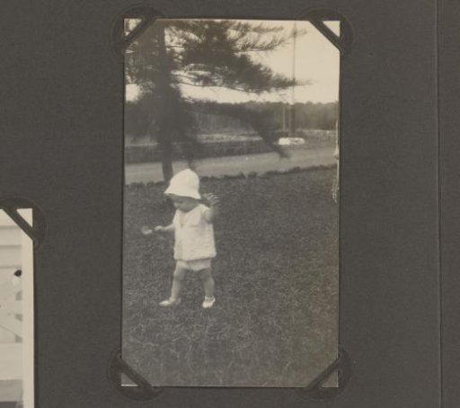 Family photograph of the Jetten children
