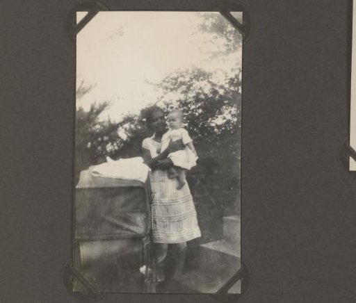 Family photograph of the Jetten children