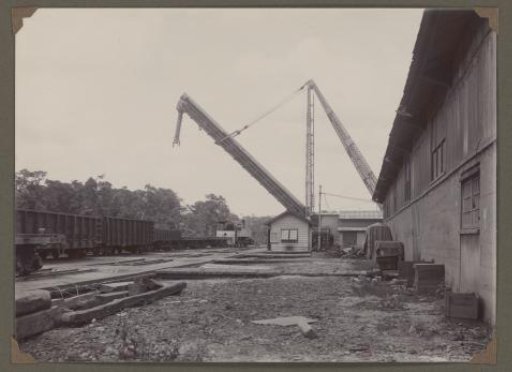 Mine and factory at Moengo