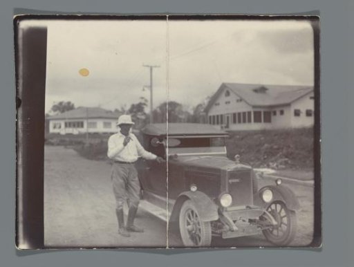 Engineer Jetten by his car