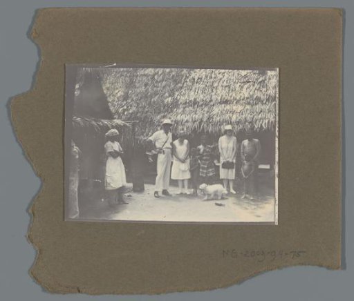 Jetten couple in a village