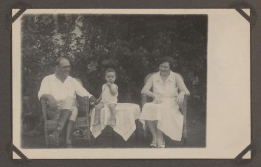 Family photo of the Jetten family