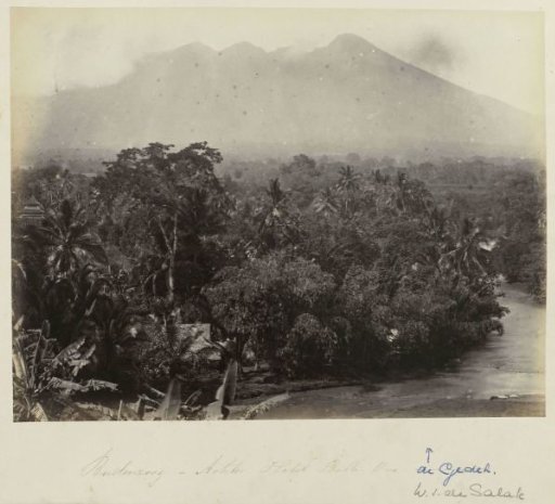 Buitenzorg - Rear of Hotel Belle-Vue
