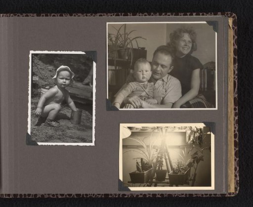 Unknown family with man, woman and children, probably personal acquaintances of Isabel Wachenheimer, 1956-1957