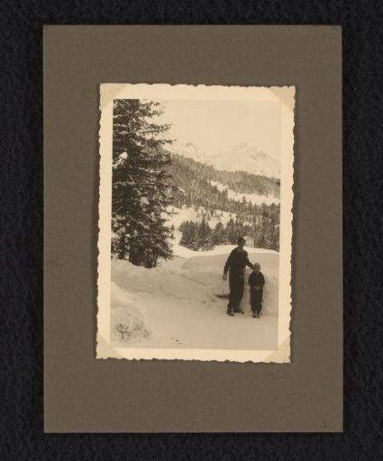 Isabel and an unknown woman