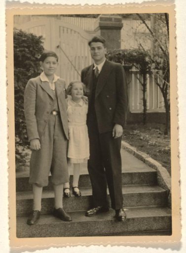 Isabel Wachenheimer with Her Cousins Klaus and Werner Zürndorfer, in the Garden of the Wachenheimer Family in Stuttgart, 1935