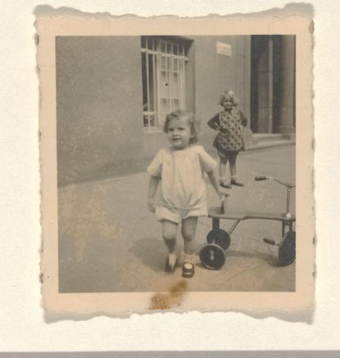 Isabel Wachenheimer in Munich, mid-May 1929