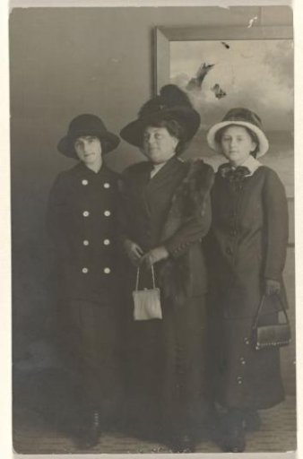 Three unidentified women, 1880-1930