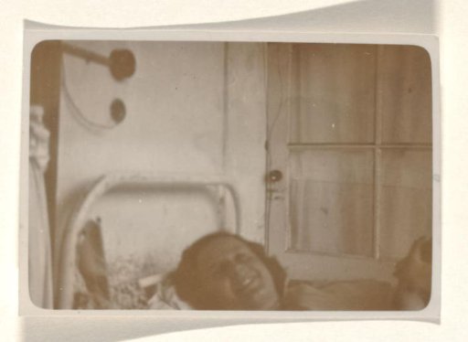 Isabel Wachenheimer lying in a hospital bed in the sanatorium Etania in Davos, 12 August 1945