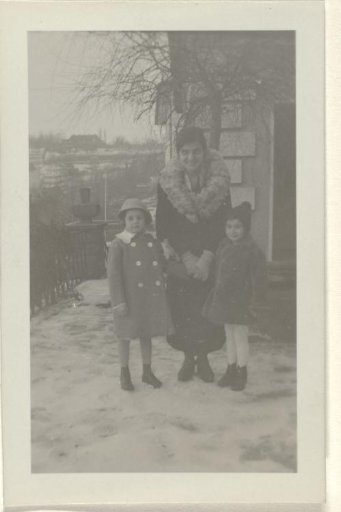 Isabel Wachenheimer in the snow