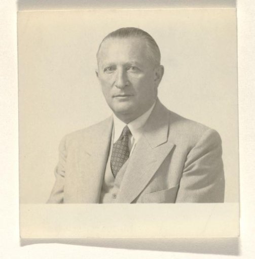 Portrait of Willy Moos