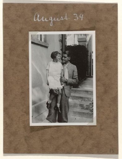 Isabel Wachenheimer and her cousin Klaus Zürndorfer at the entrance to the Wachenheimer family residence in Stuttgart, August 1934