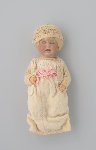 Doll with accessories of Isabel Wachenheimer