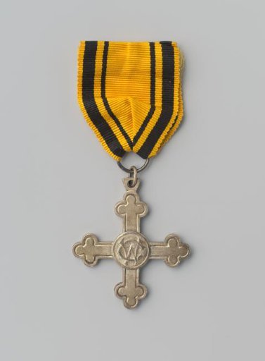 Charlotte Cross