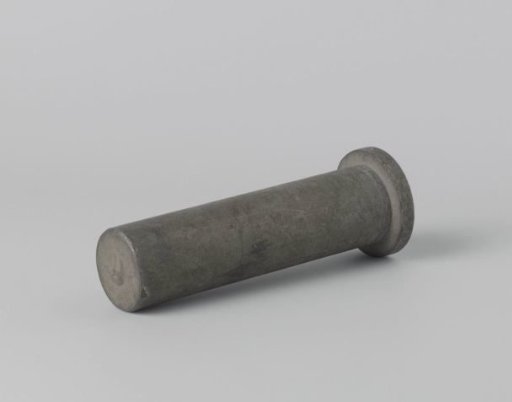 Pen to secure a cannon