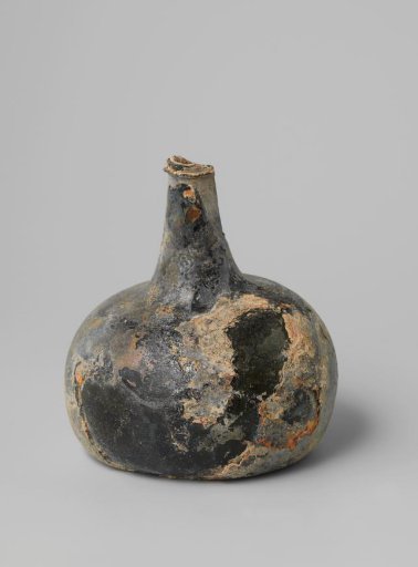 Wine bottle from the wreck of the East Indiaman 't Vliegend Hart