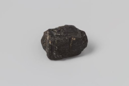 Charcoal from the East Indiaman 't Vliegend Hart