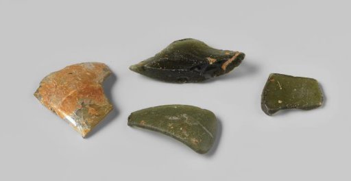 Fragments of wine bottles from the wreck of the East Indiaman Hollandia