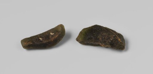 Fragments of wine bottles from the wreck of the East Indiaman Hollandia