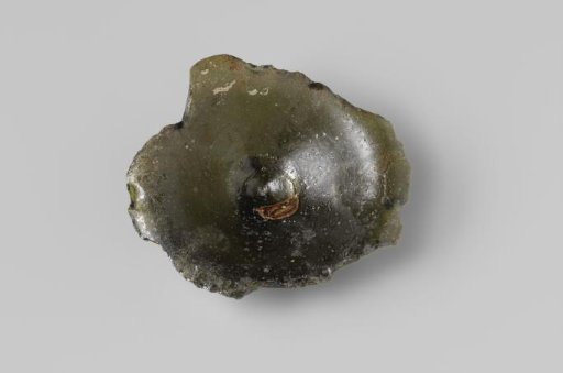 Fragments of wine bottles from the wreck of the East Indiaman Hollandia