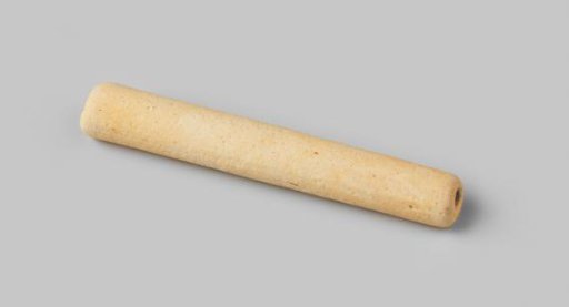 Pipe stem fragment from the wreck of the East Indiaman Hollandia