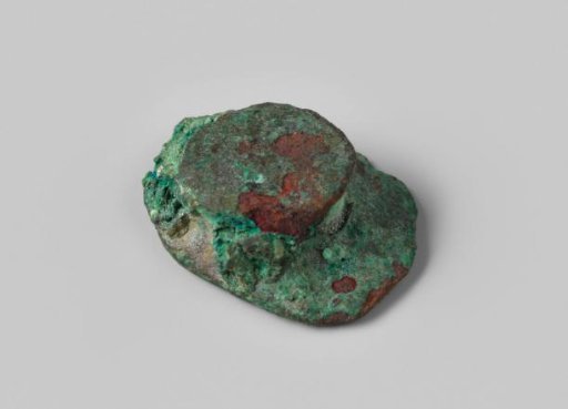 Button from the wreck of the East Indiaman Hollandia