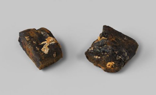 Charcoal from the wreck of the East Indiaman Hollandia