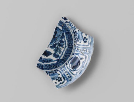 Fragment of a plate from the VOC ship 'Witte Leeuw'
