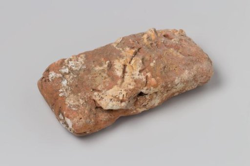 Reddish-brown brick from the VOC ship 'Witte Leeuw'