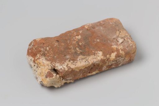 Reddish-brown brick from the VOC ship 'Witte Leeuw'