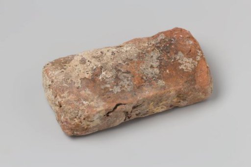 Reddish-brown brick from the VOC ship 'Witte Leeuw'