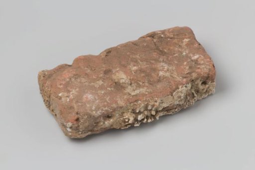 Reddish-brown brick from the VOC ship 'Witte Leeuw'