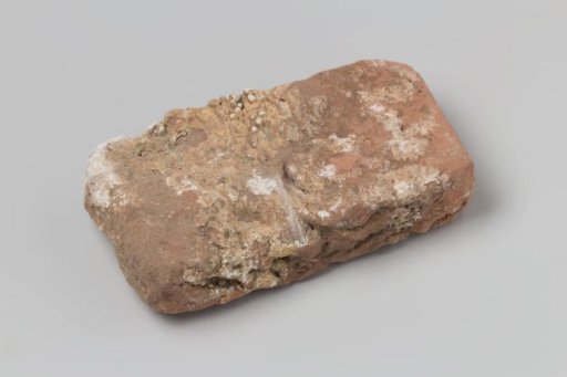 Reddish-brown brick from the VOC ship 'Witte Leeuw'