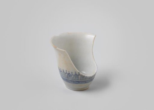Fragment of a winecup of Chinese porcelain from the wreck of the Dutch East Indiaman Witte Leeuw