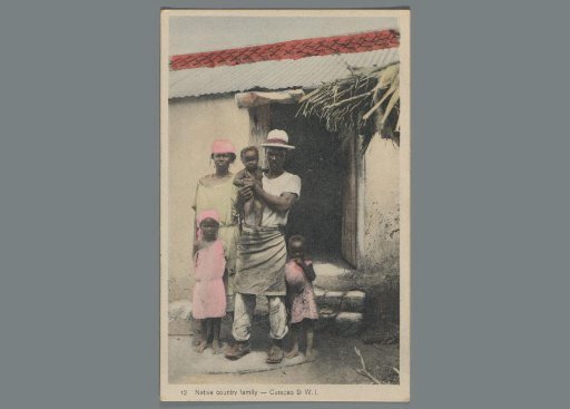 Portrait of a family in Curaçao