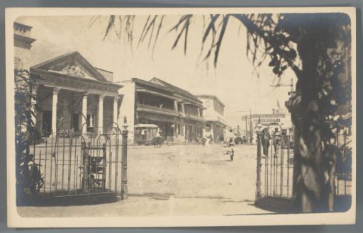 St. Nicholas Square