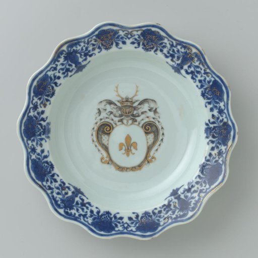 Soup plate with the coat of arms of the Swellengrebel family