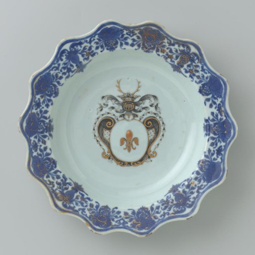 Soup plate with the coat of arms of the Swellengrebel family