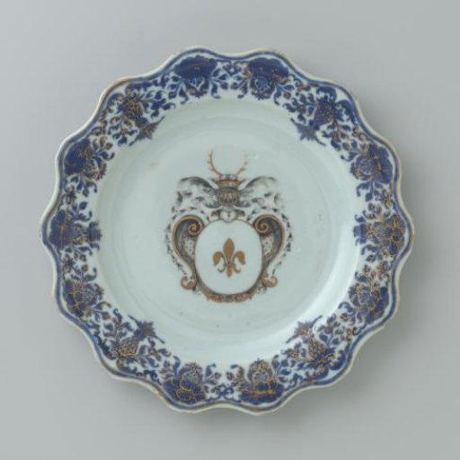 Dessert plate with the coat of arms of the Swellengrebel family