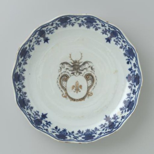 Deep plate with the coat of arms of the Swellengrebel family