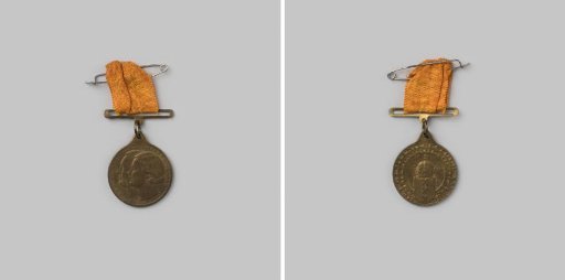 Wedding of Juliana, Princess of the Netherlands, and Bernhard, Prince of Lippe-Biesterfeld, medal presented by the city council of Amsterdam to schoolchildren