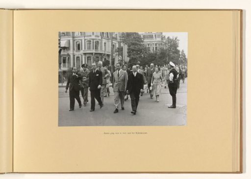 .... afterwards one went on foot to the Rijksmuseum