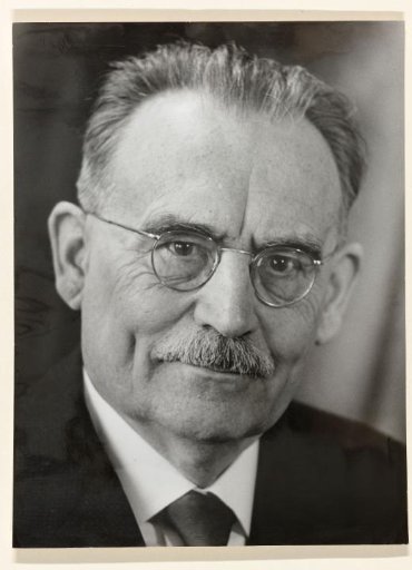 Portrait of Willem Drees