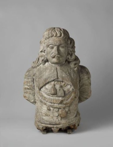 Bust of Admiral Michiel Adriaenszoon de Ruyter in oak