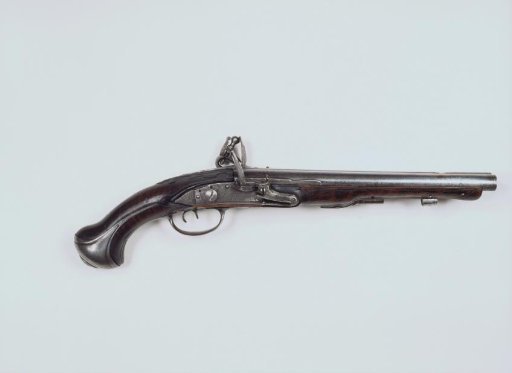 Flintlock pistol with two barrels and battery lock