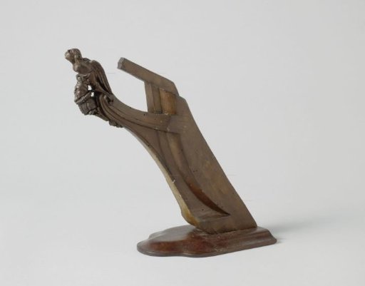 Model of a Figurehead